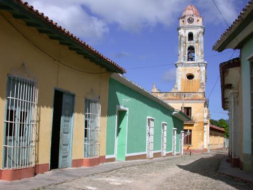Calle e Iglesia